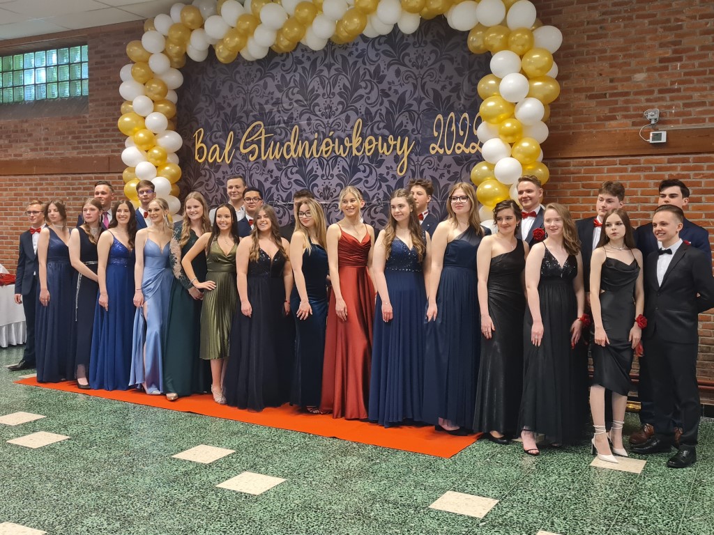 Bal studniówkowy 2022
