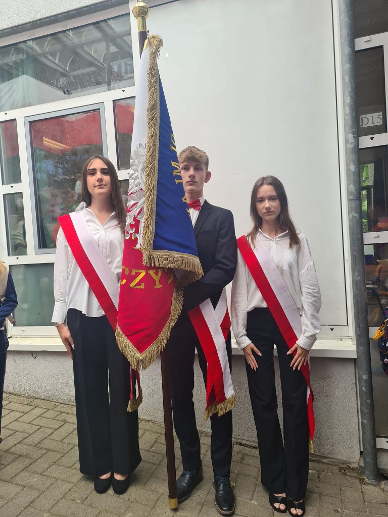 4 i 7 września – oficjalnie rozpoczynamy nowy rok szkolny!!!