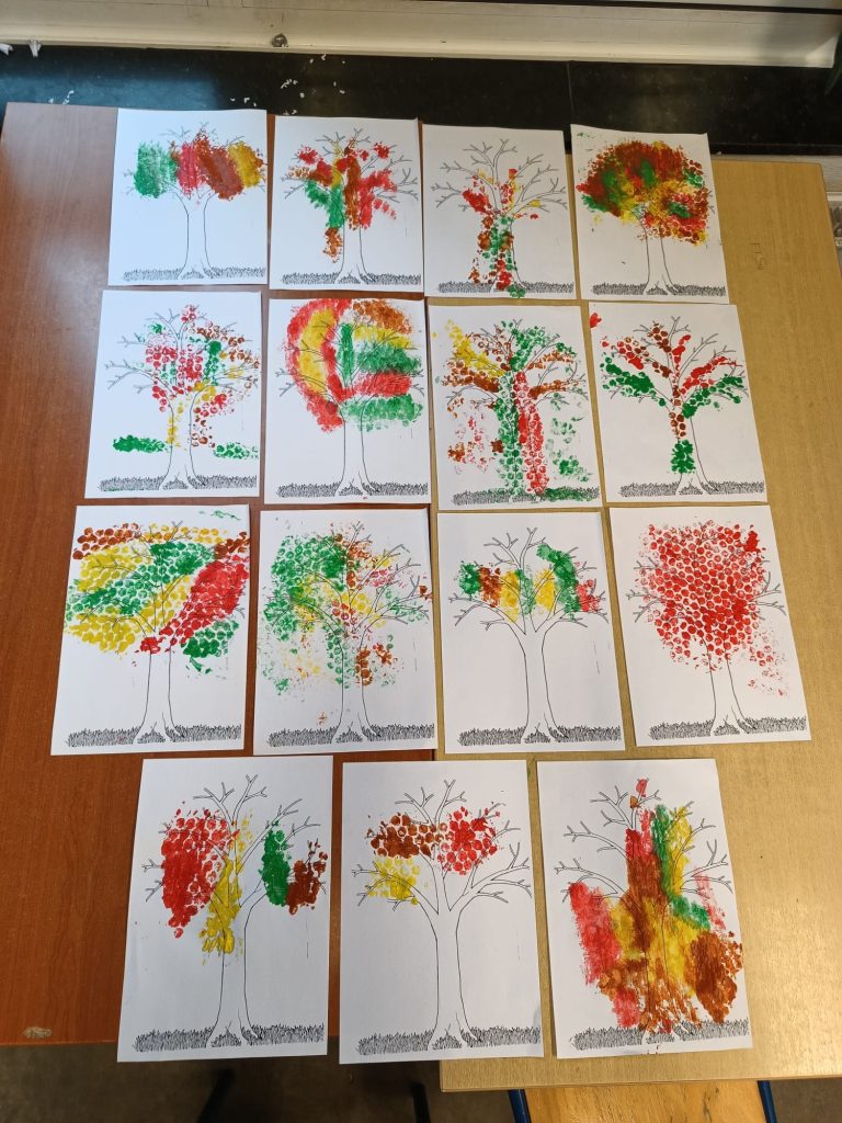 Mali Artyści z Oddziałów Dziecięcych