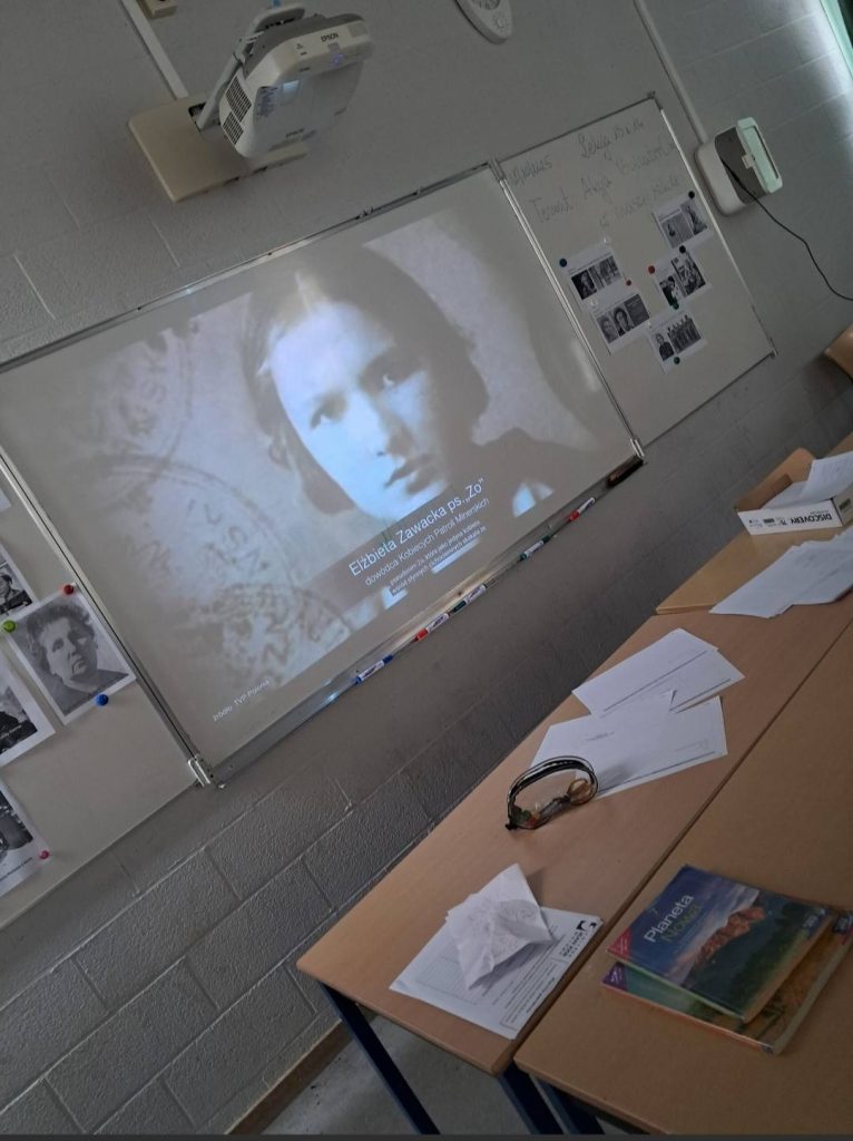 👩‍🎖️ Kobiety w Powstaniu Warszawskim — cicha siła, odwaga i poświęcenie