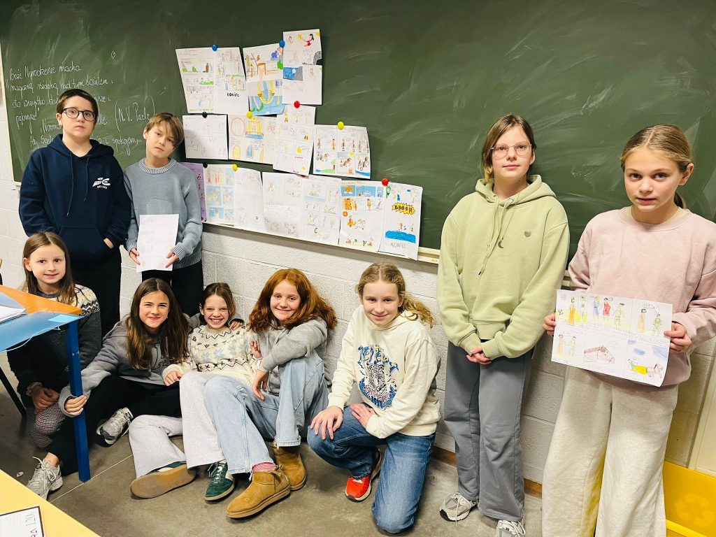 Antyczni bohaterowie w komiksowym wydaniu – klasa 5b w akcji!