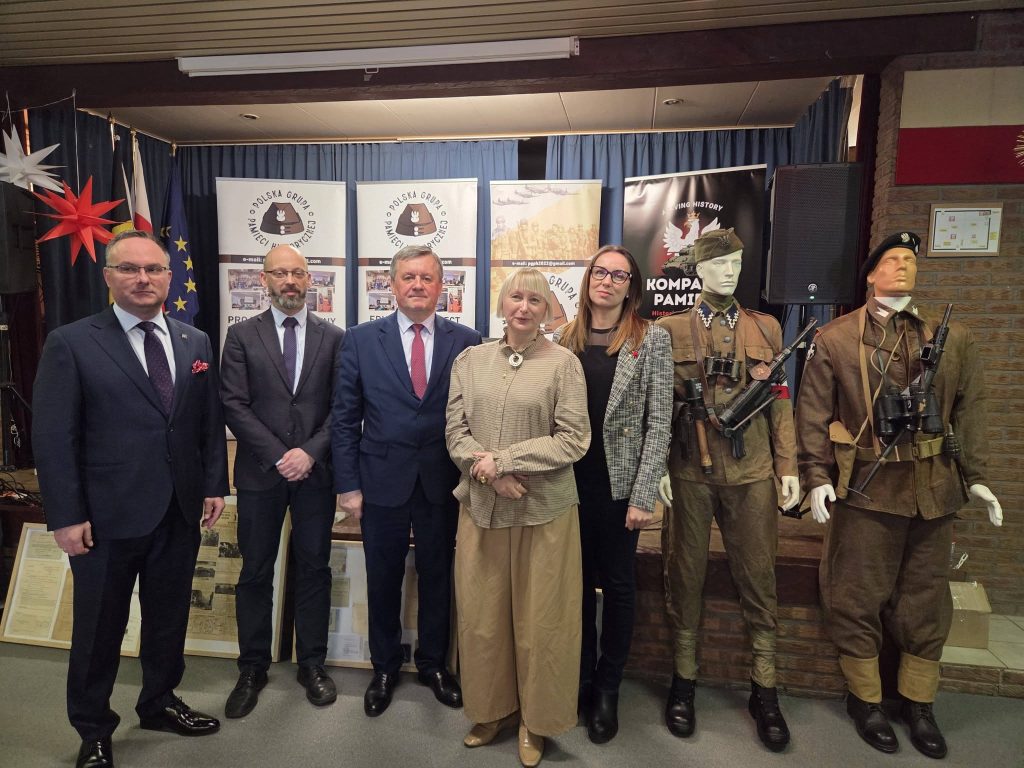 🎓 Lekcja historii w praktyce – udział naszej szkoły w wydarzeniach „Tropem Wilczym”