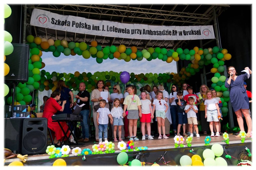Szkoła to ludzie – dziękujemy za niezapomniane Święto Szkoły! 💙