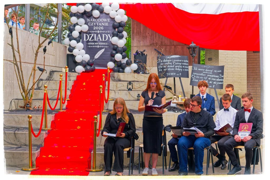 Kiedy „Dziady” ożywają – Narodowe Czytanie w naszej szkole
